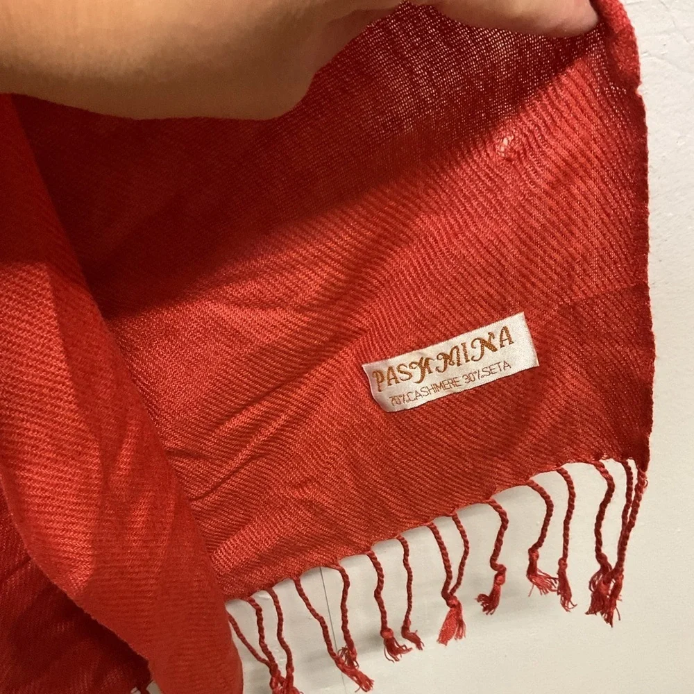 Amicale Cashmere scarf some